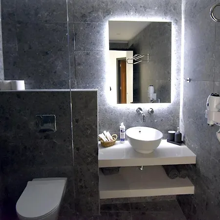 Rose N Stone, Duke, Luxury アパート Tínos